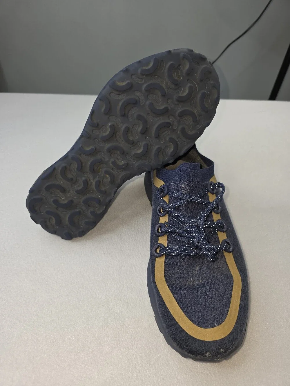Allbirds Men's Trail Runner SWT Mizzle Size 11 Blue Gold Bin BH